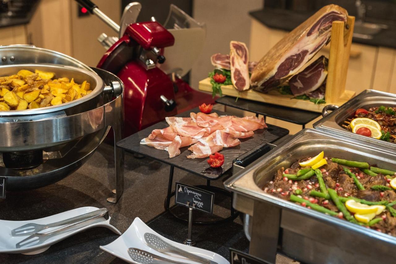 Hotel Arte Spa & Park Welingrad Zewnętrze zdjęcie A chafing dish
